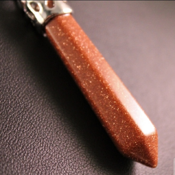 Jewelry - BOGO 1/2 OFF Large Alloy Sandstone Shimmer Pendant